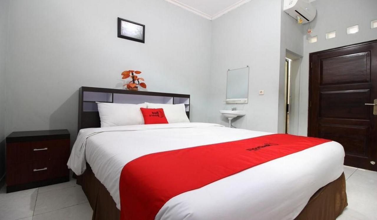 Reddoorz Plus @ Hotel Star 88 Tugu Exteriér fotografie