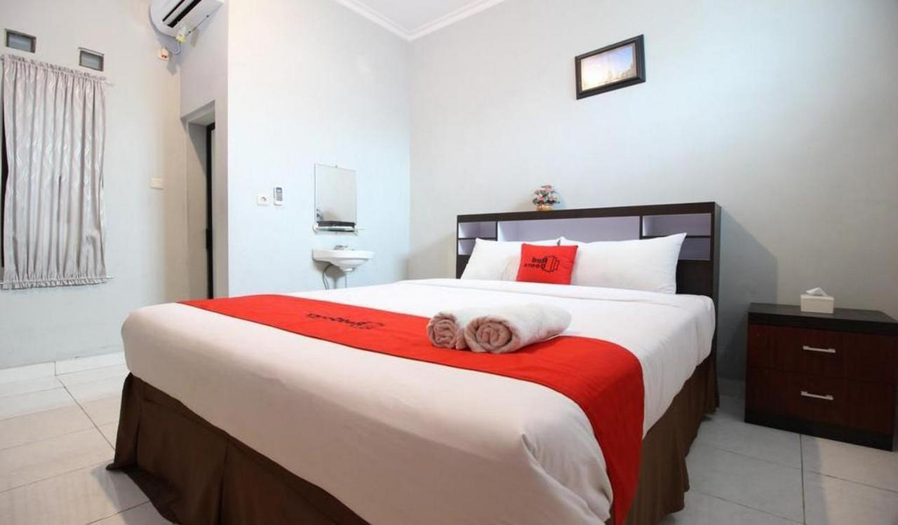Reddoorz Plus @ Hotel Star 88 Tugu Exteriér fotografie